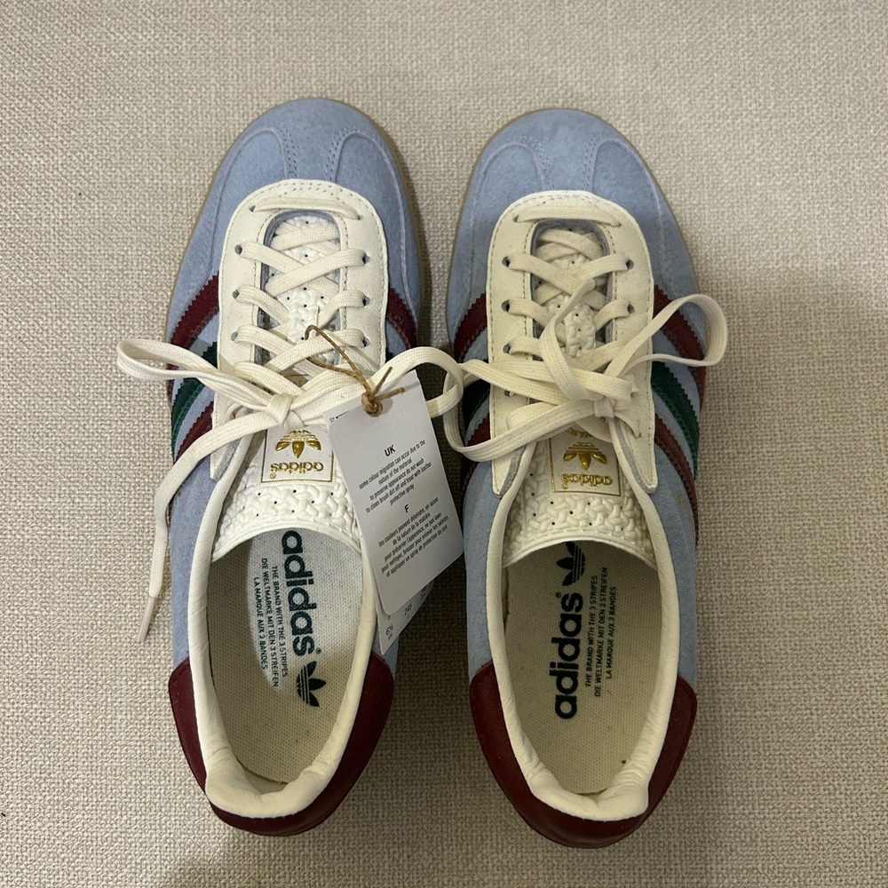 NWT Adidas Gazelle in Blue Dawn / Collegiate Burgundy / Collegiate Green *Rare*
